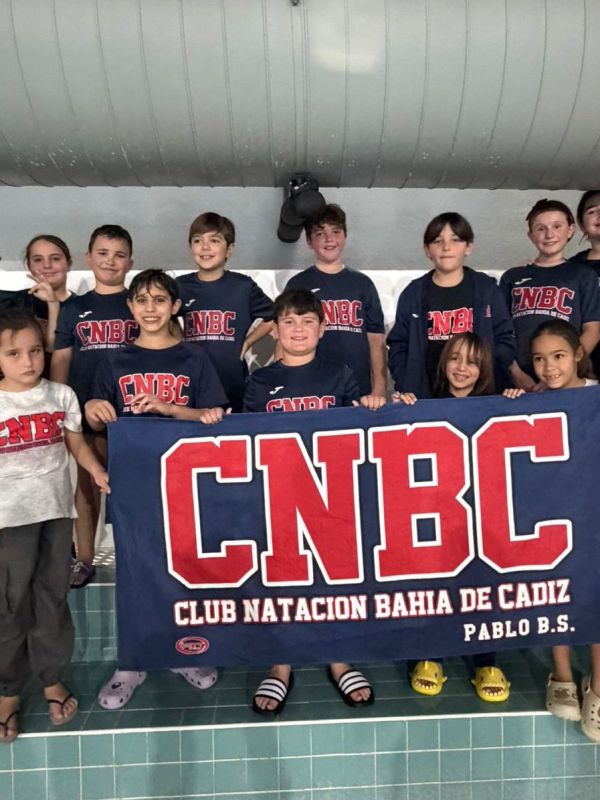 🏊‍♂️ Los más pequeños del Club Natación Bahía de Cádiz siguen creciendo con ilusión y grandes&nbsp;progresos.